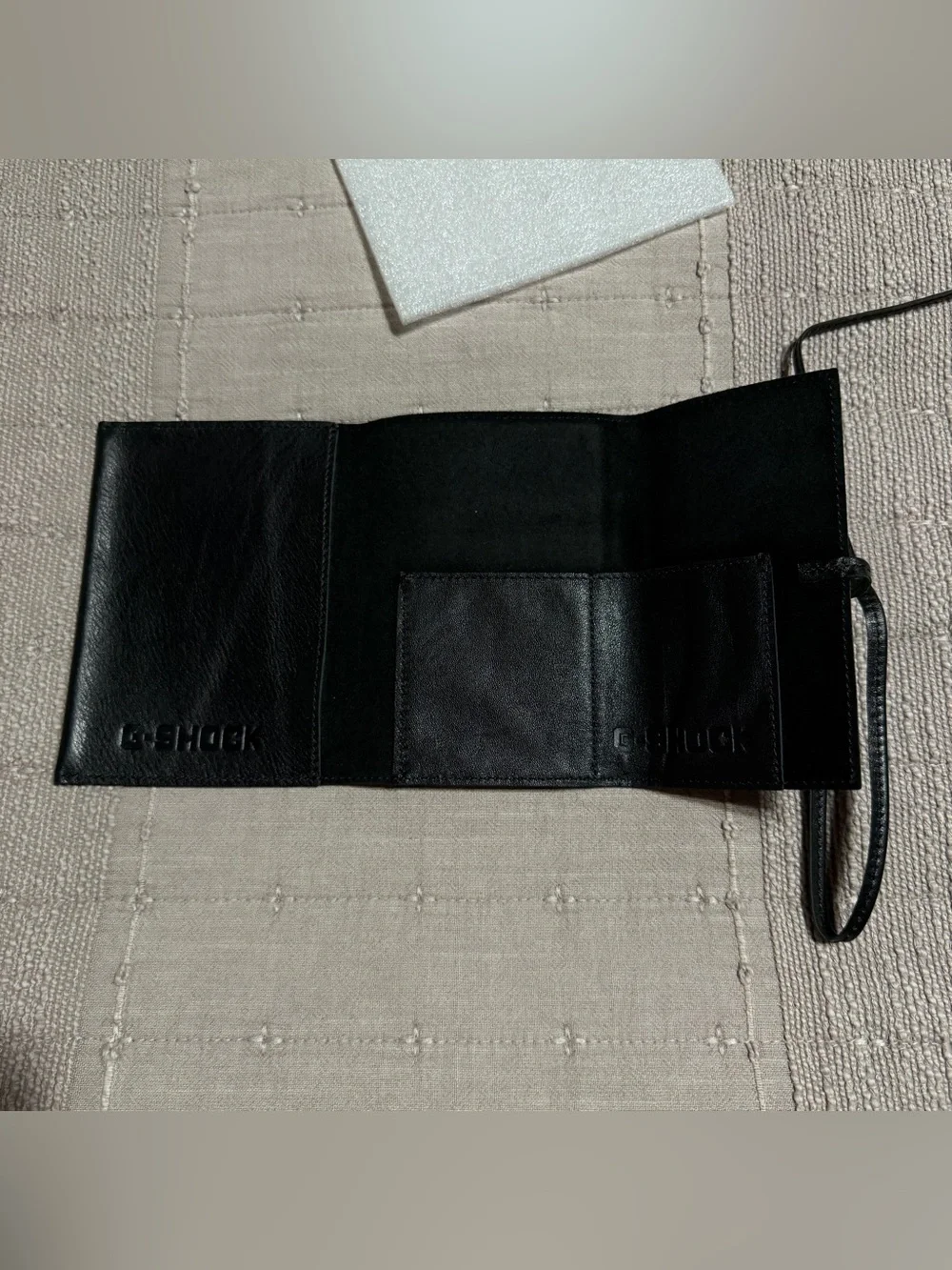 New G-SHOCK Men's Black Leather Folding Wallet/Pouch